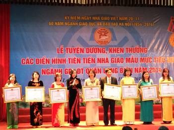 Hội nghị Tuyên dương khen thưởng các điển hình tiên tiến, nhà giáo tiêu biểu Ngành GD&ĐT Quận Long Biên năm 2014